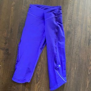 Lululemon Crop pants size 4 deep rich purple.